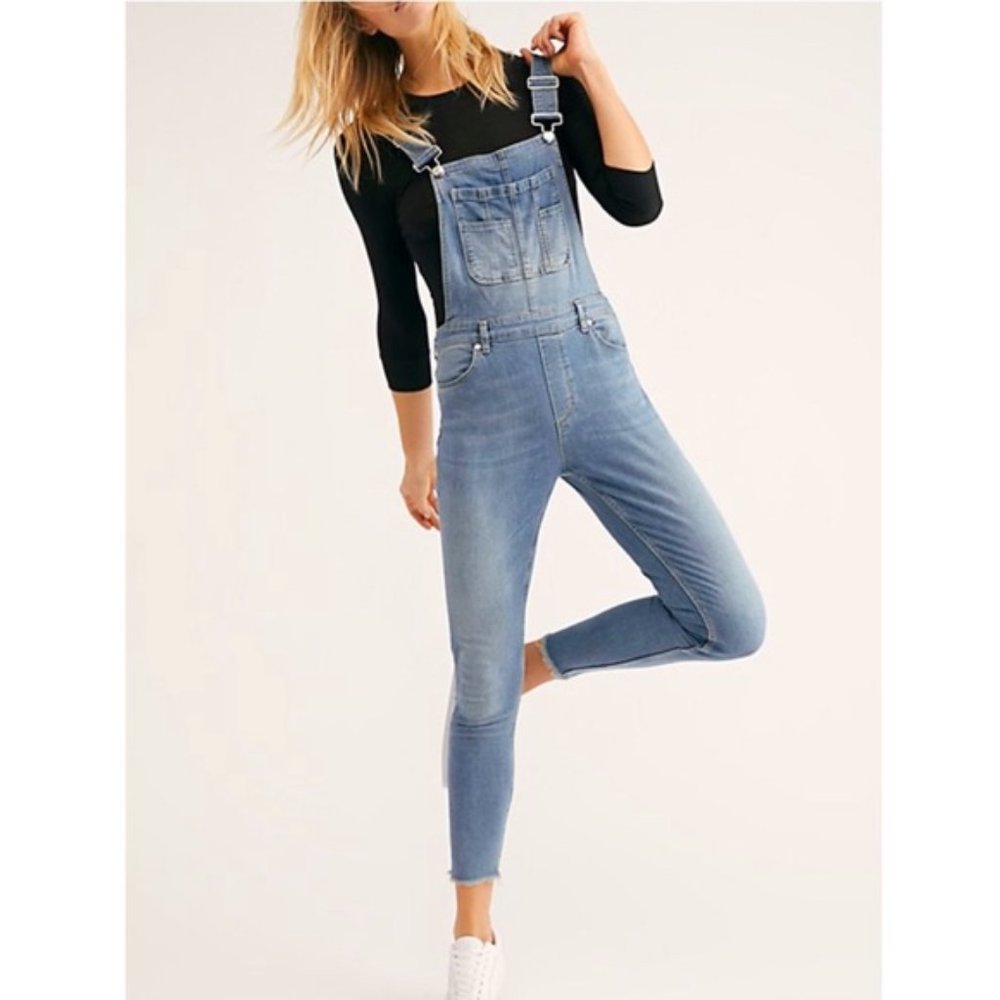 Free People Slim Ankle Denim Overalls size 24